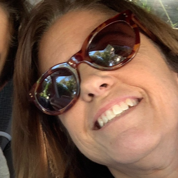 Meet your Posher, Aixa - Picture 1 of 1